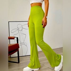 Perfect for the summer(giving summer vibe’s)